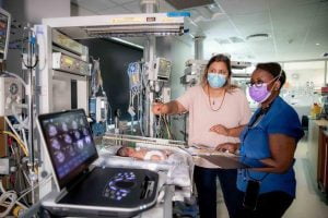 Drs Natasha Rhoda, Martha Mkony in Mowbray maternity Unit, SA.